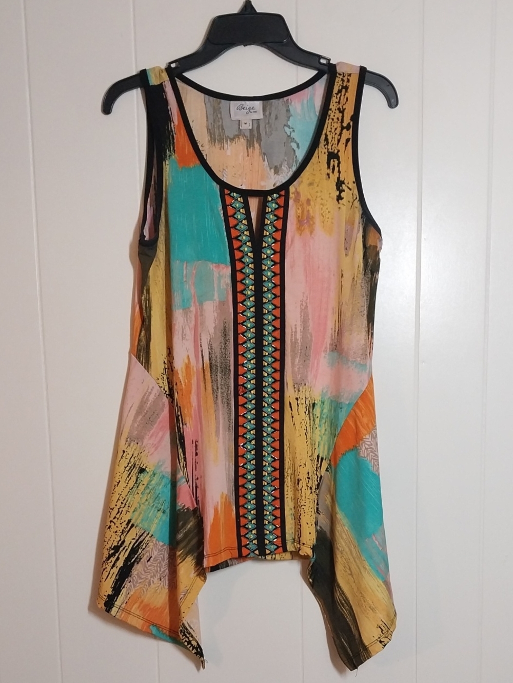 Beige By eci Size Medium Retro Style Sleeveless Top